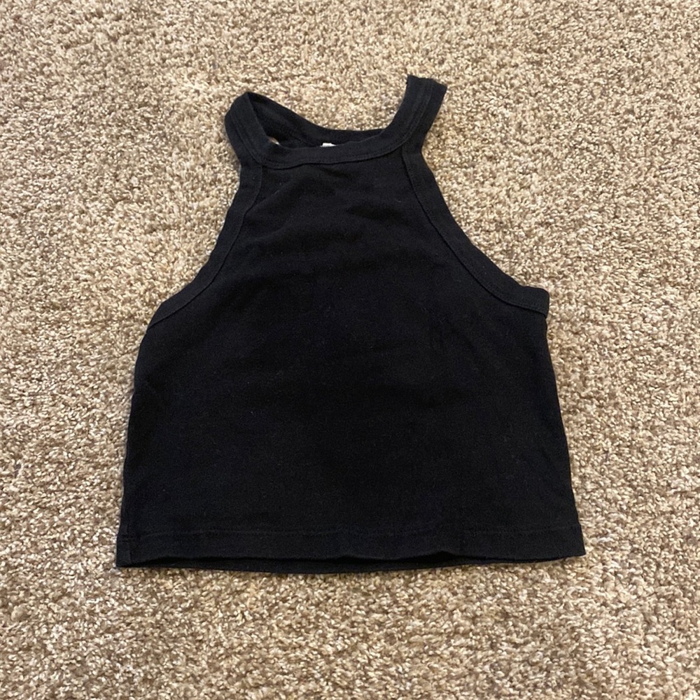 Black crop top